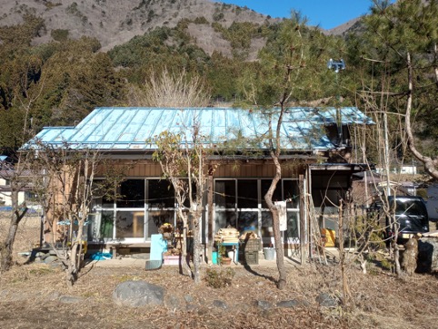 凍る家・新年のご挨拶